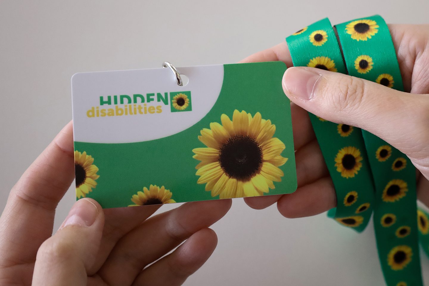 瑞航加入Hidden Disabilities Sunflower 计划| Lufthansa Group